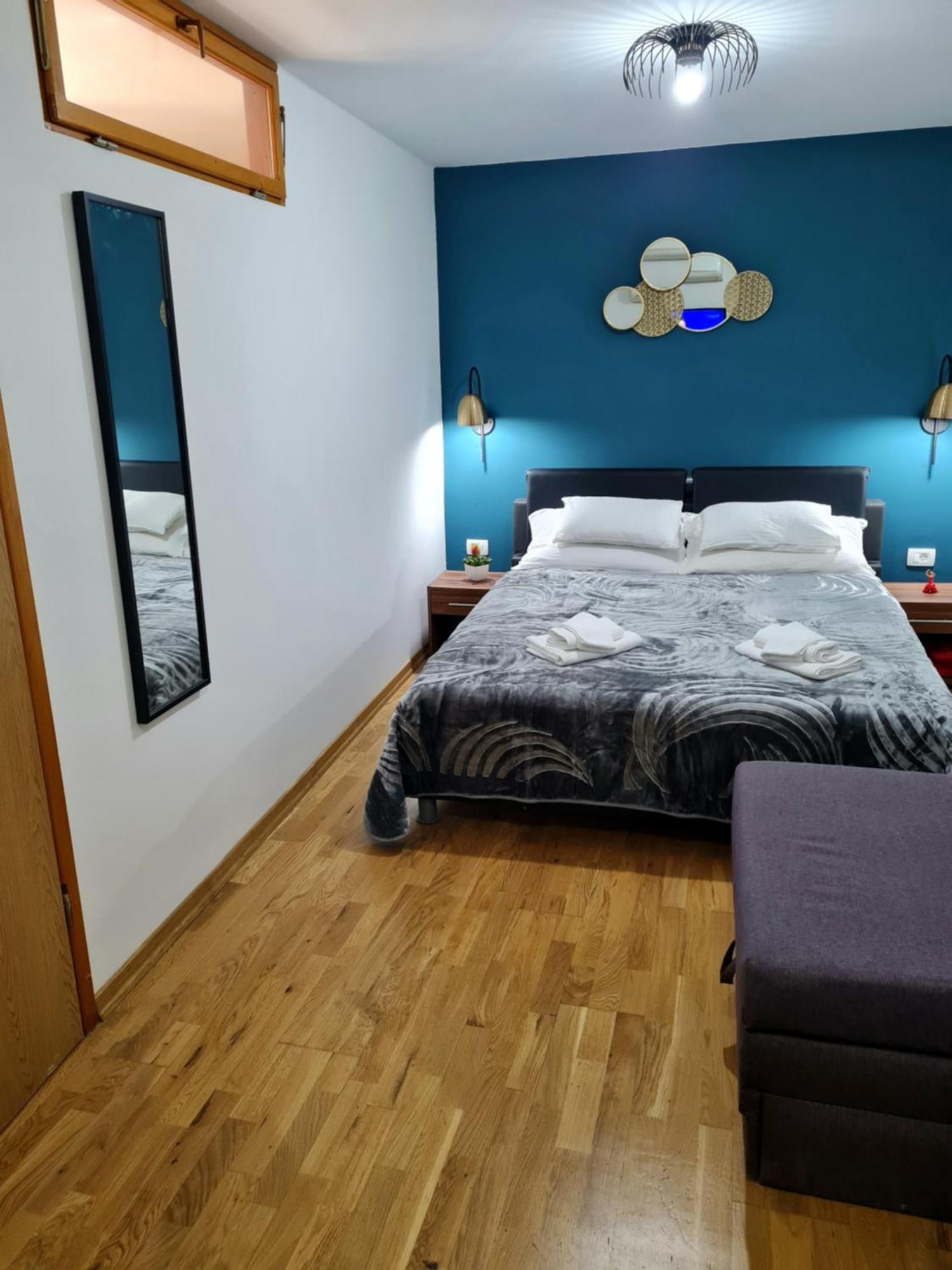 Inchy Accommodation - In The Center Of Diocletian'S Palace Spalato Esterno foto