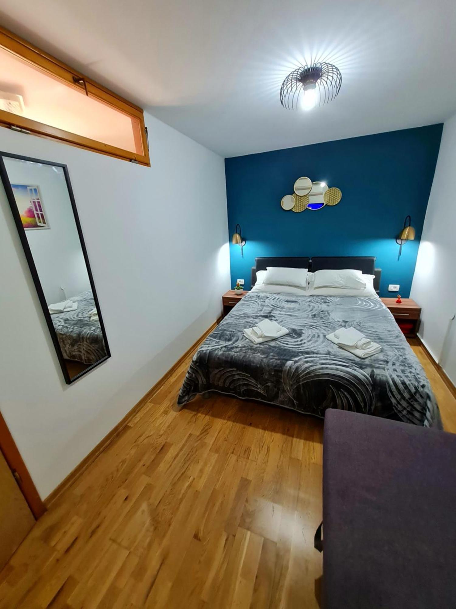 Inchy Accommodation - In The Center Of Diocletian'S Palace Spalato Esterno foto