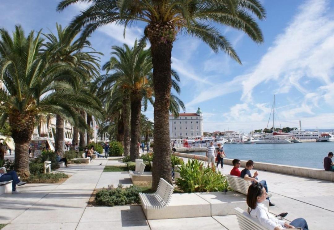 Inchy Accommodation - In The Center Of Diocletian'S Palace Spalato Esterno foto