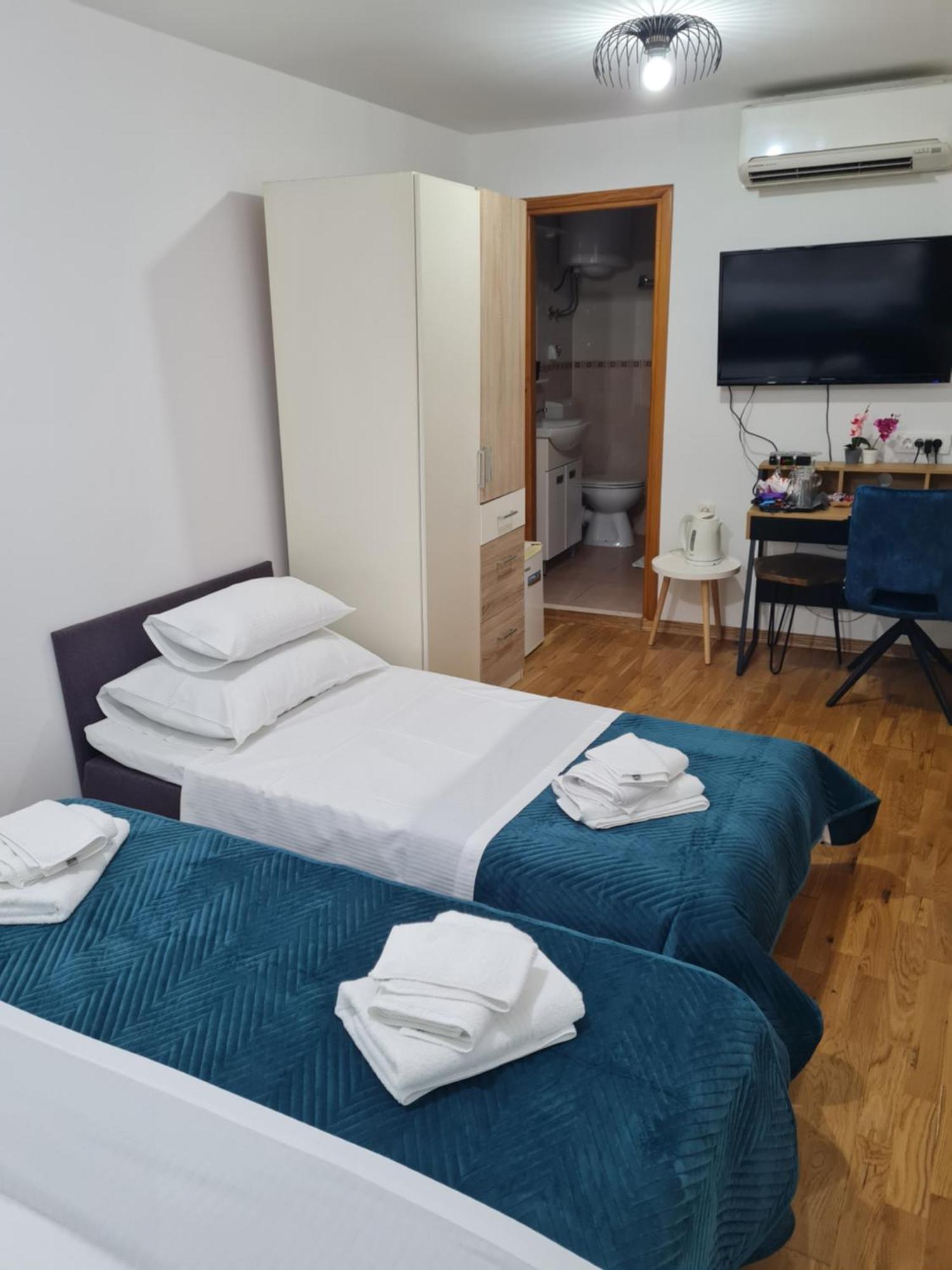 Inchy Accommodation - In The Center Of Diocletian'S Palace Spalato Esterno foto