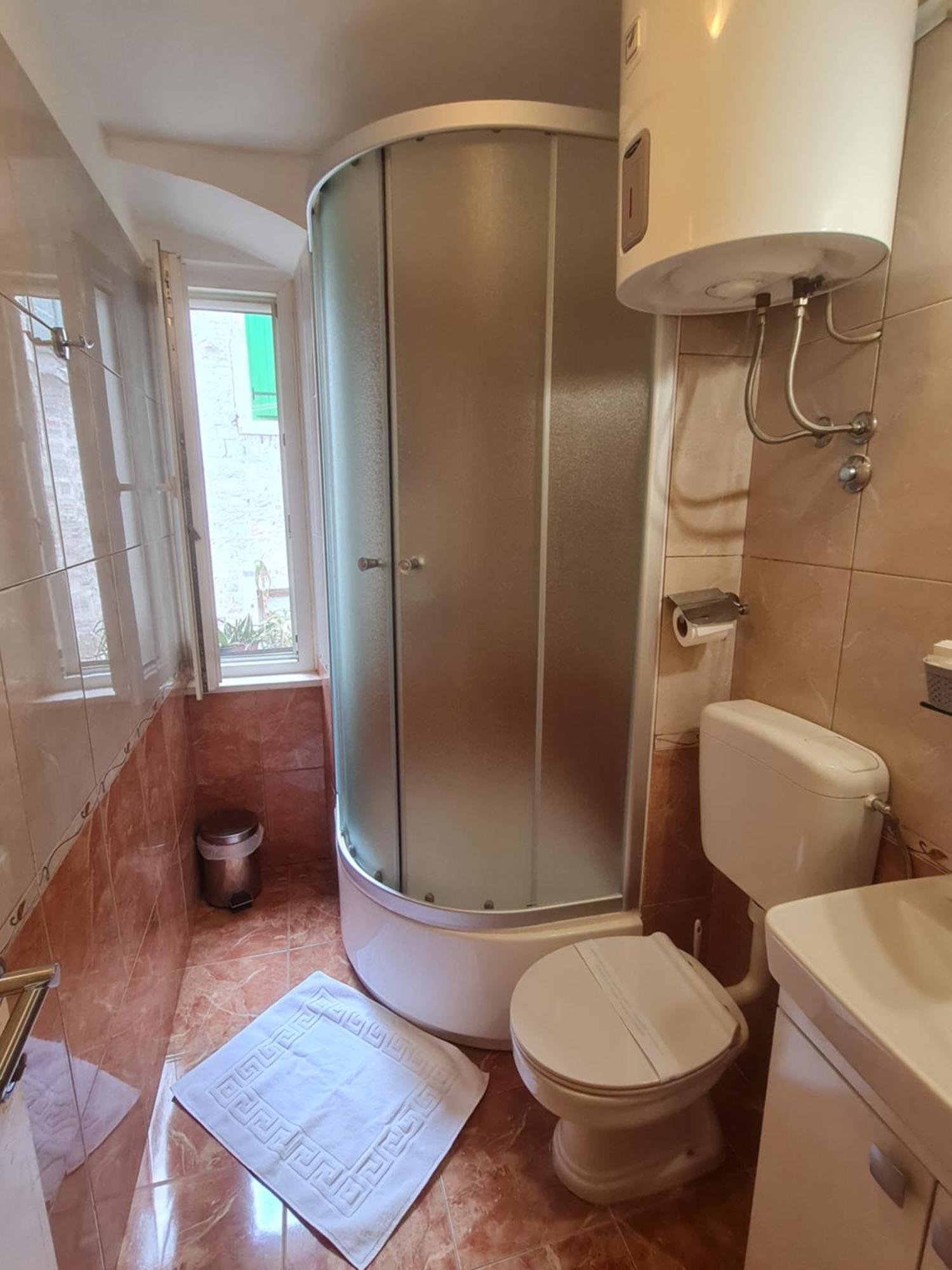 Inchy Accommodation - In The Center Of Diocletian'S Palace Spalato Esterno foto
